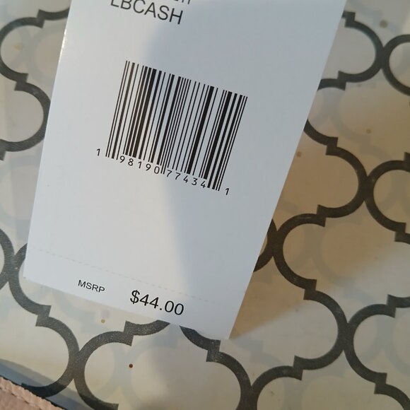 Betsey Johnson Pale Pink Satchel & Wallet - Picture 15 of 15